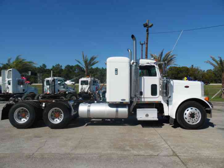 Peterbilt 379 (2005) Sleeper Semi Trucks