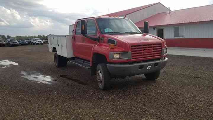 Chevrolet C5500 4x4 crew (2006)