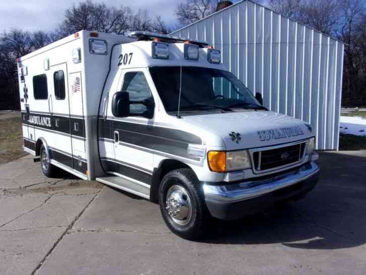 Ford FORD E-450 (2006)