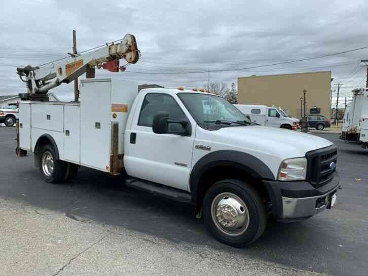 Ford F550 MECHANIC SERVICE UTILITY BED TRUCK (2006)