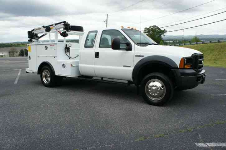 FORD F-550 (2006)