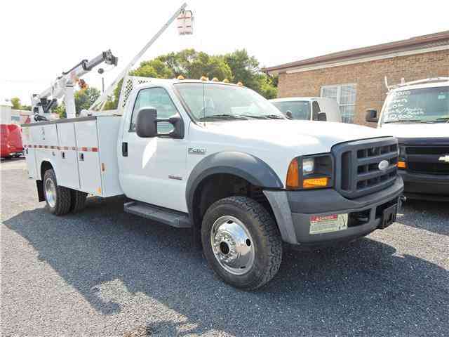 Ford F450 4X4 -- (2006)