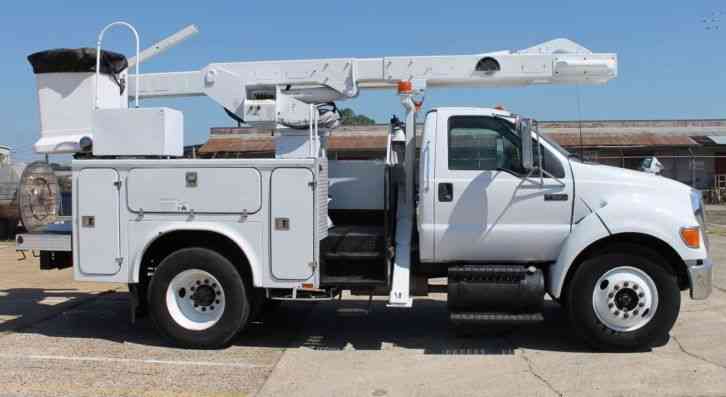 Bucket / Boom Trucks