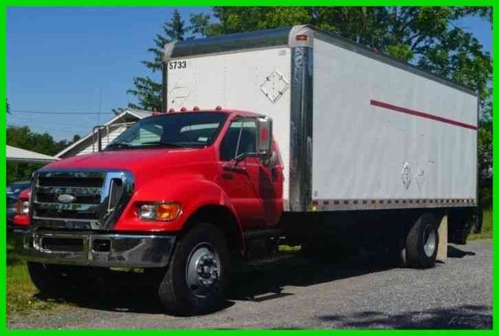 Ford F750 SD 24Ft Box Truck W/ Liftgate (2006)