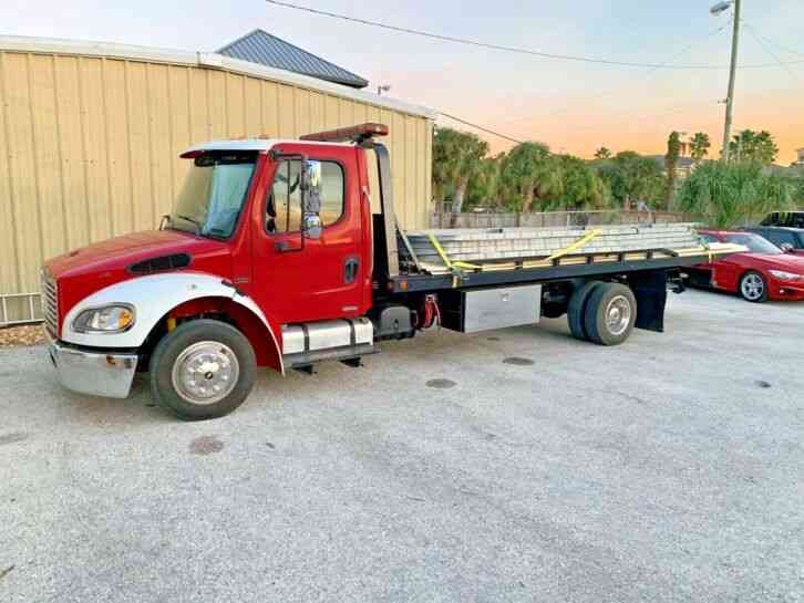 Freightliner M2 106 Business Class (2006)