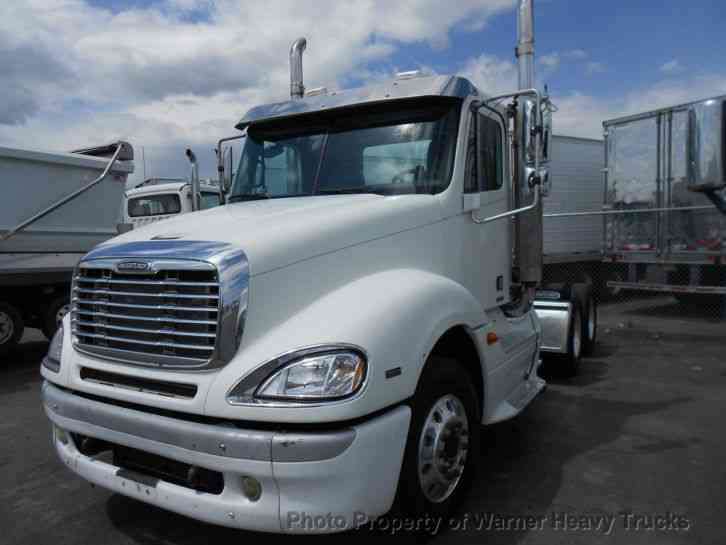 Freightliner Columbia Day Cab (2006)