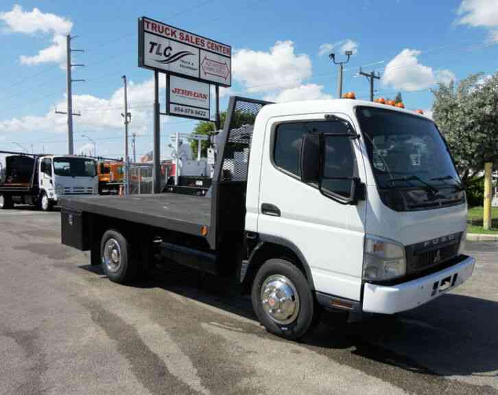 Fuso FE140 12FT FLATBED LOW MILES (2007)