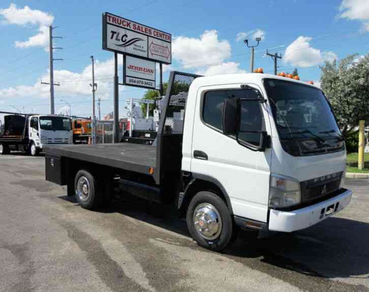 Fuso FE140 12FT FLATBED LOW MILES  (2007)