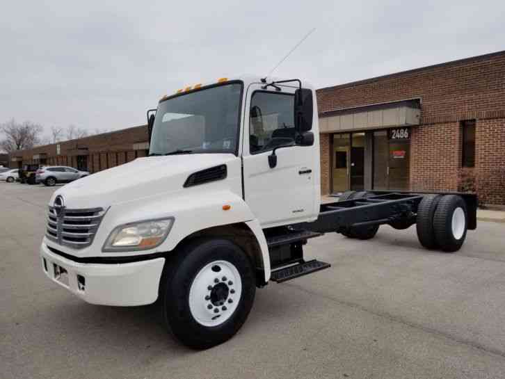 Hino Diesel Auto Under CDL 268 One Owner 73K Miles New Transmission (2007)