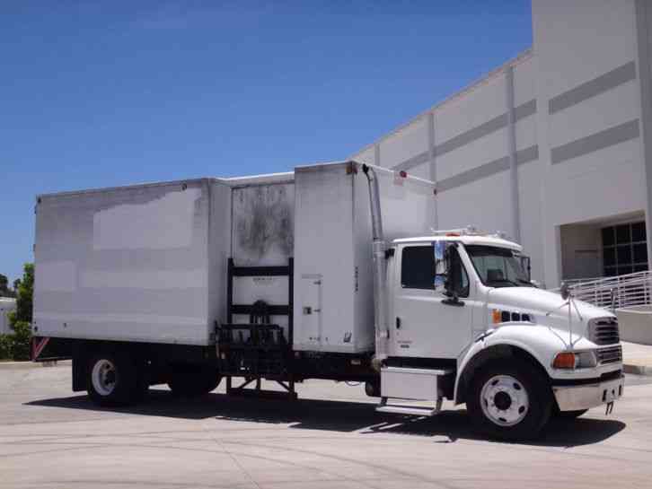 Sterling Acterra 6500 Shredder Truck (2007)