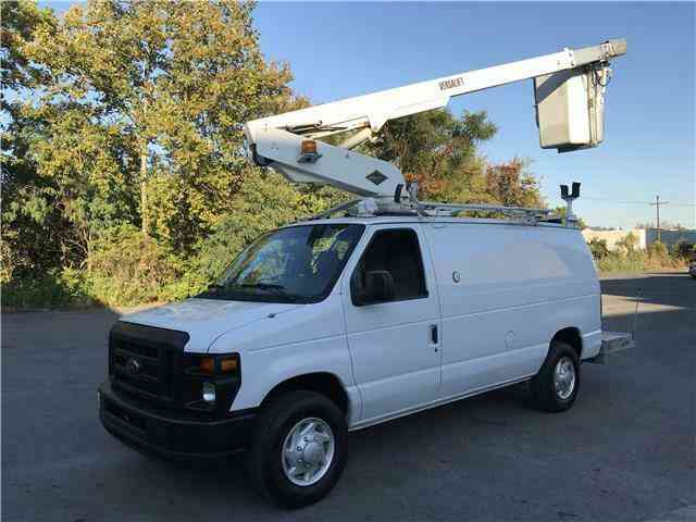 Ford E350 35ft BUCKET TRUCK Commercial Econoline (2008)
