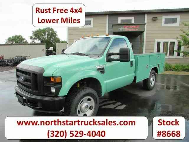 Ford F-350 4x4 Service Utility Truck -- (2008)