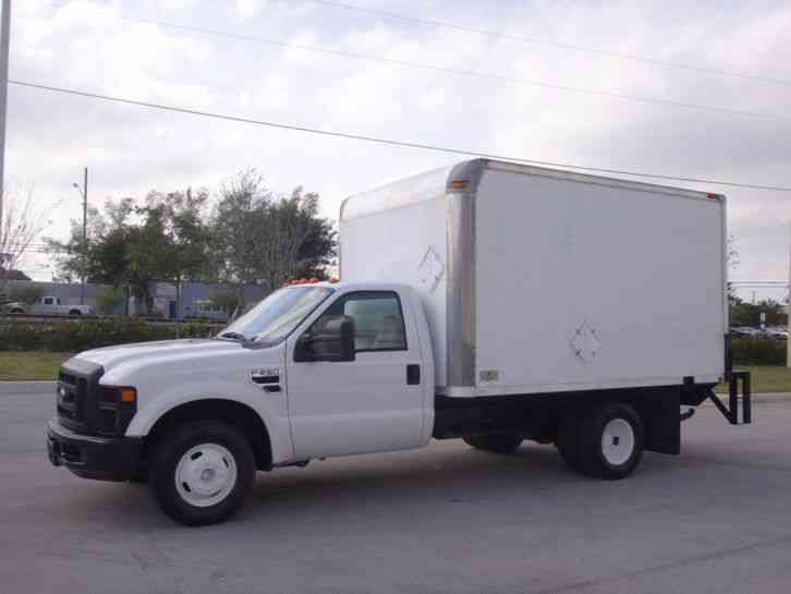Ford F350 Super Duty DRW Cab-Chassis 12ft Box Truck (2008)