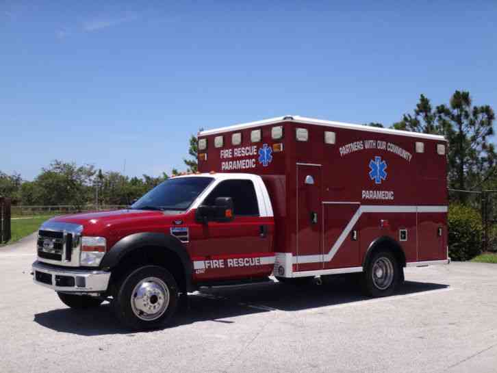 Ford F450 4x4 Super Duty Ambulance (2008)