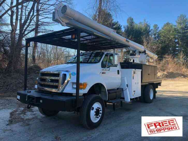 Ford F750 4X4 Altec 75’ Elevator Bucket Truck (2008)