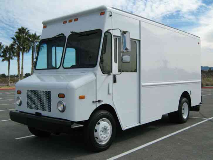 GMC W42 Step Van Morgan Olson (2008)