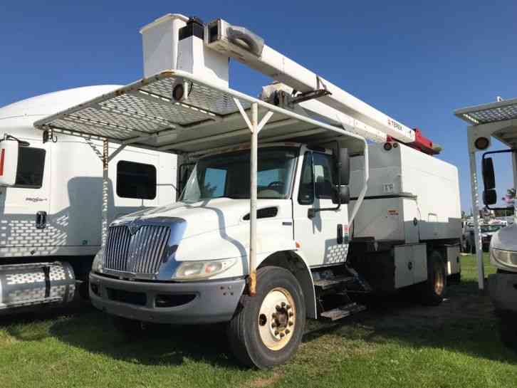 International 4300 Forestry Truck UNDER CDL (2009)