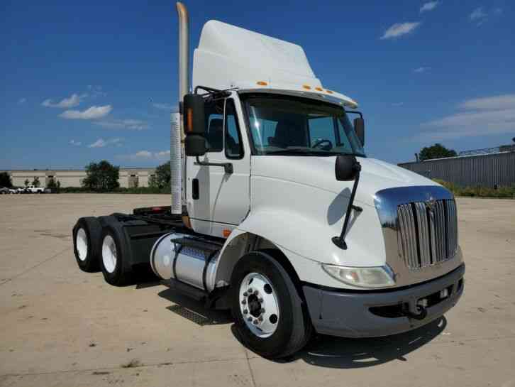 International 8600 Cummins ISM 10 Speed No Rust (2008)