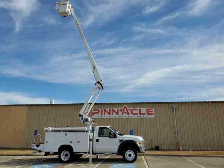 Ford F-550 DRW ALTEC AT37G BUCKET TRUCK (2008)
