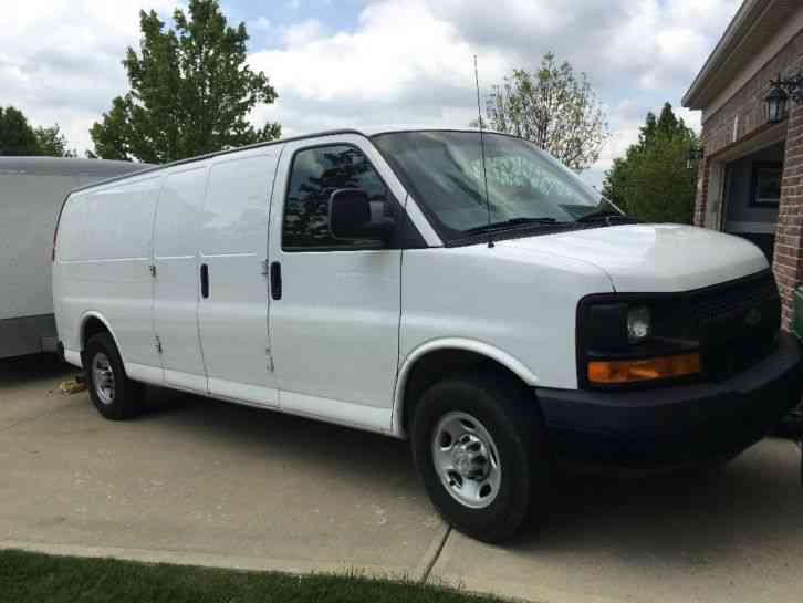 chevy express 2500 extended cargo van