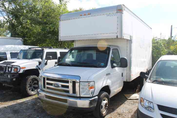 Ford E-450 16' Commercial Cutaway/Box Truck (2009)