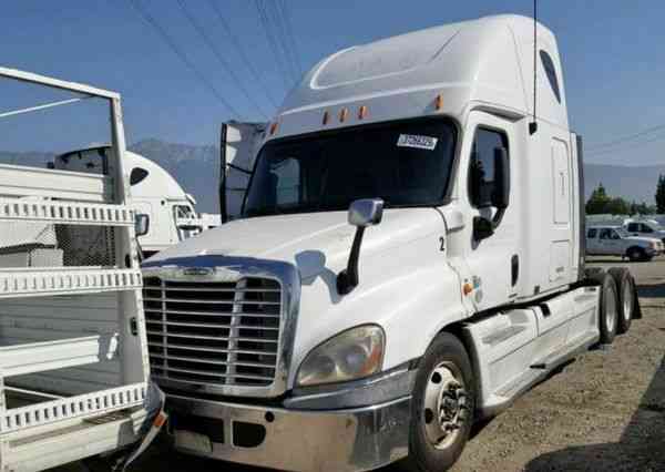 Freightliner CASCADIA (2009)