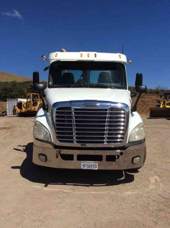 Freightliner PX125064S (2008)