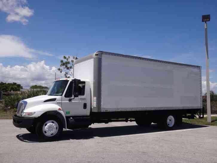 International 4300 Durastar Box Truck (2009)