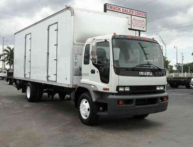 Isuzu FVR 26FT DRY BOX TRUCK . CARGO TRUCK WITH LIFTGATE 259 (2009)