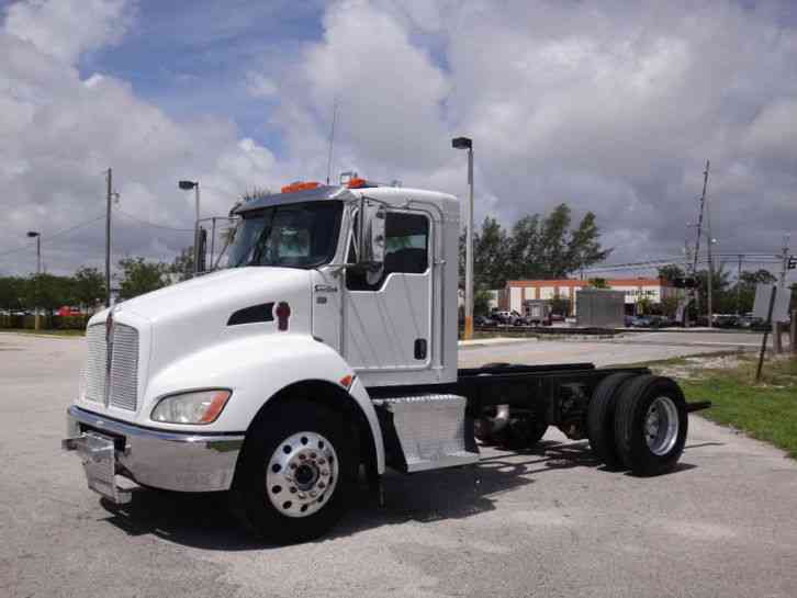 Kenworth T270 Cab Chassis (2009)