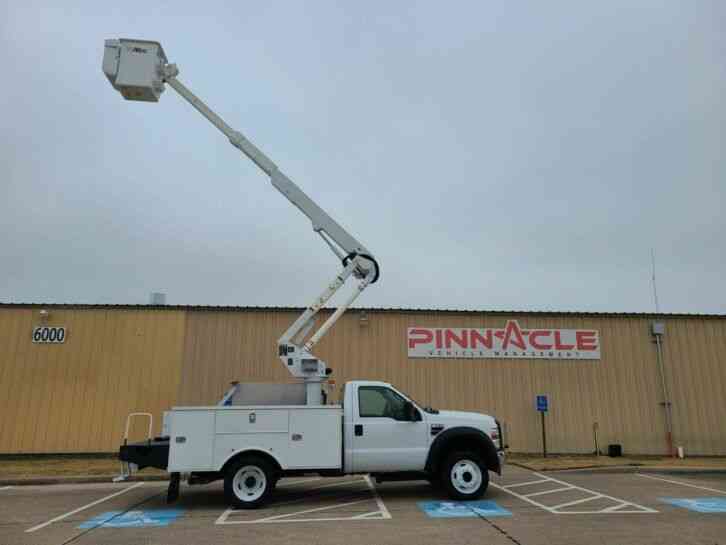 Ford F-550 ALTEC AT37G BUCKET TRUCK WITH INVERTOR (2009)