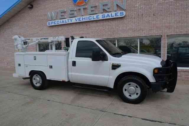 2010-GMC-Topkick Dodge 4x4 5500 Four door (2008) : Utility / Service Trucks