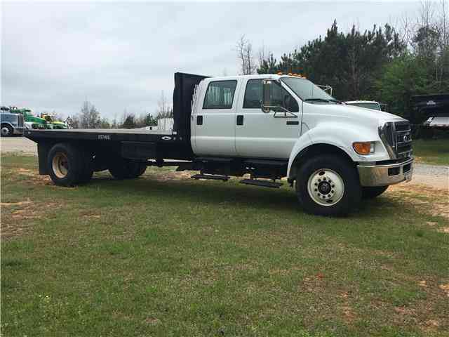 Ford F750 -- (2010)