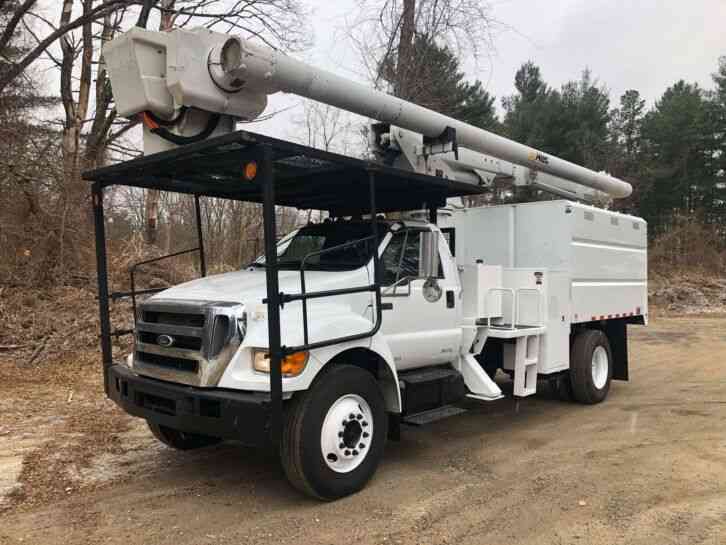 ford f750 Altec 61' Under CDL Forestry Bucket Truck (2010)