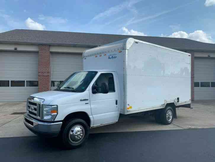 Ford E-350 15FT BOX PANEL DELIVERY TRUCK CUBE VAN (2011)