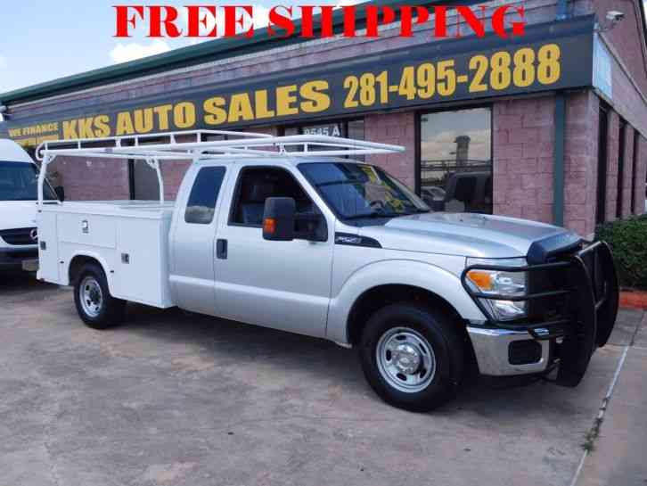 Ford F-250 Super Duty XL Utility Service Truck (2011)