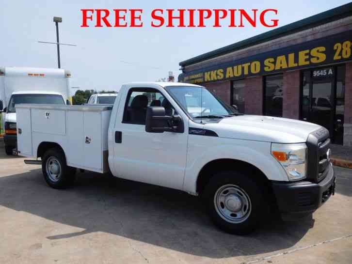 FORD F-250 SUPER DUTY UTILITY SERVICE TRUCK LOW MILES (2011)