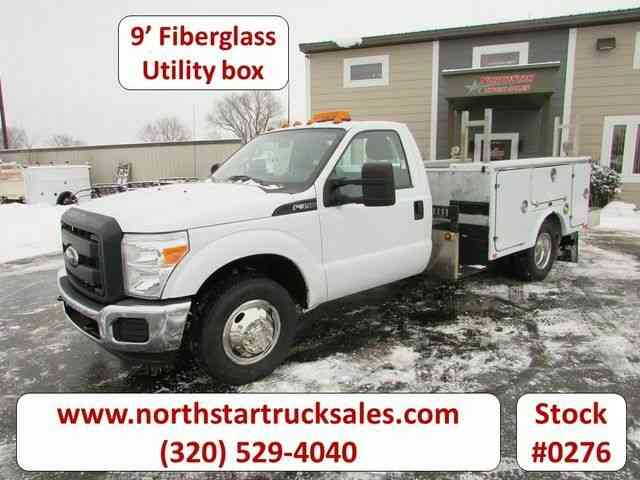 Ford F-350 Service Utility Truck -- (2011)