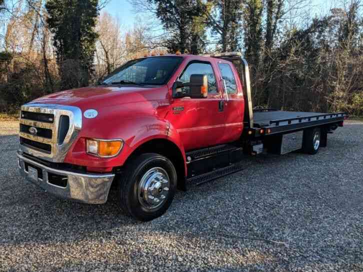 Ford F-650 XLT 4DR (2011)