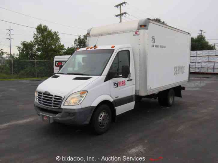 Freightliner Sprinter 3500 (2011) Van / Box Trucks