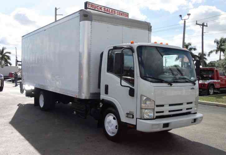 Isuzu NRR 20FT DRY BOX CARGO TRUCK. . 2500LB TUCK UNDER LIFTGA (2011)