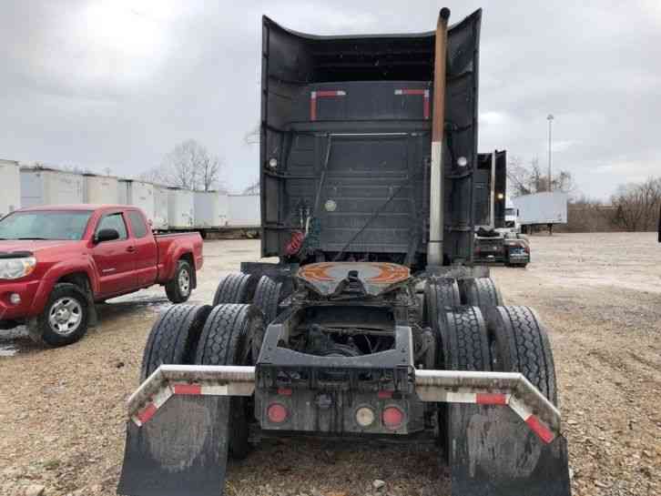 Volvo 997 2011 Sleeper Semi Trucks