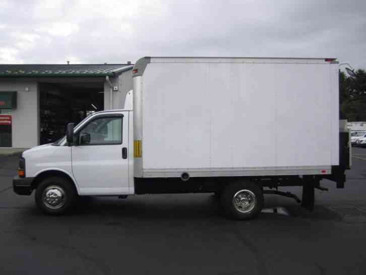 Chevrolet G3500 with 12' Box and Tommy Liftgate (2012)