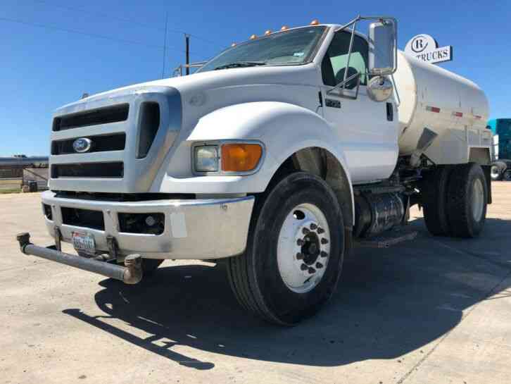 Ford F750 (2012)