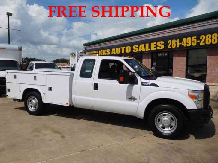 FORD F-350 SUPER DUTY UTILITY TRUCK WITH TOMMY LIFTGATE (2012)