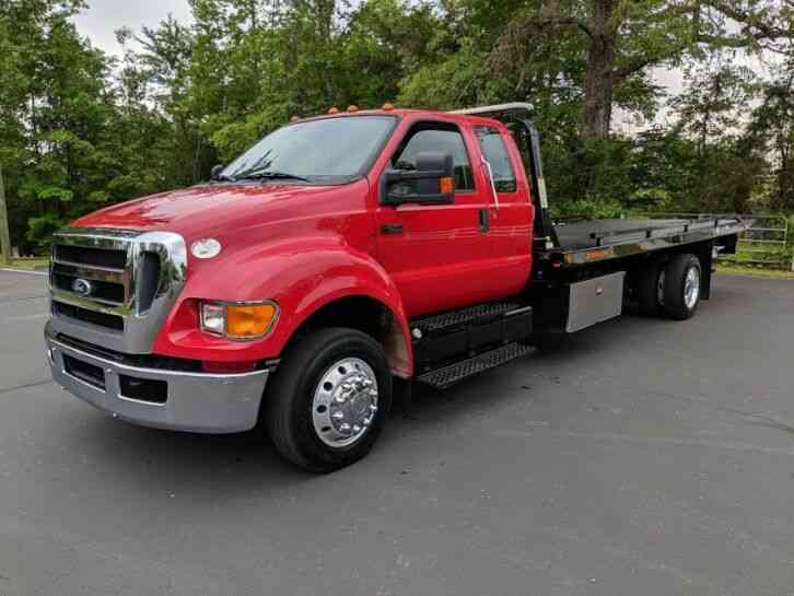 Ford F-650 XLT 4DR (2012)