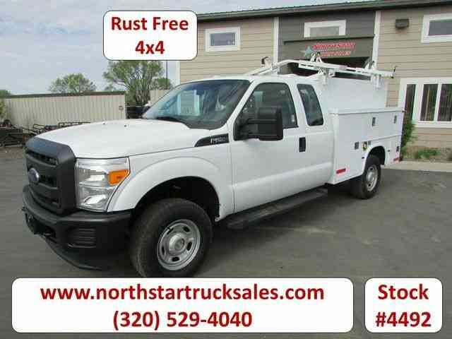 Ford F-250 4x4 Service Utility Truck -- (2013)