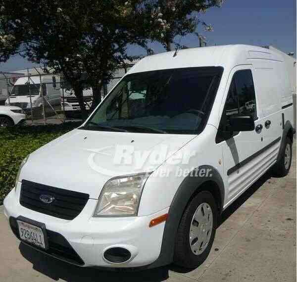 FORD TRANSIT CONNECT -- (2013)