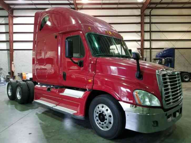 FREIGHTLINER CASCADIA 125 (2013)