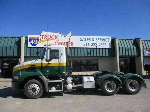 Daycab Semi Trucks